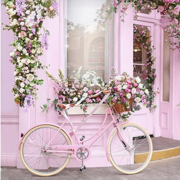 We’ll Soon Be Welcoming Summer 2024! 🦋🌸🌞 🛍️ 💫✨🎉 - Picture 2 of 16